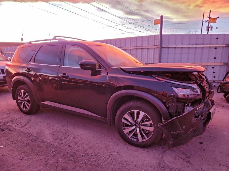 96989005 :رقم المزاد ، 5N1DR3CCXPC230907 vin ، 2023 Nissan Pathfinder مزاد بيع