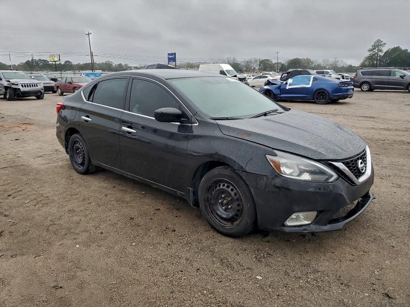 95683295 :رقم المزاد ، 3N1AB7APXHY398051 vin ، 2017 Nissan Sentra S مزاد بيع