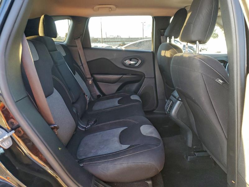 97537275 :رقم المزاد ، 1C4PJLAB0GW190175 vin ، 2016 Jeep Cherokee S مزاد بيع
