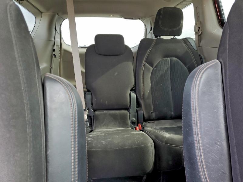 98803115 :رقم المزاد ، 2C4RC1DG7HR638307 vin ، 2017 Chrysler Pacifica T مزاد بيع