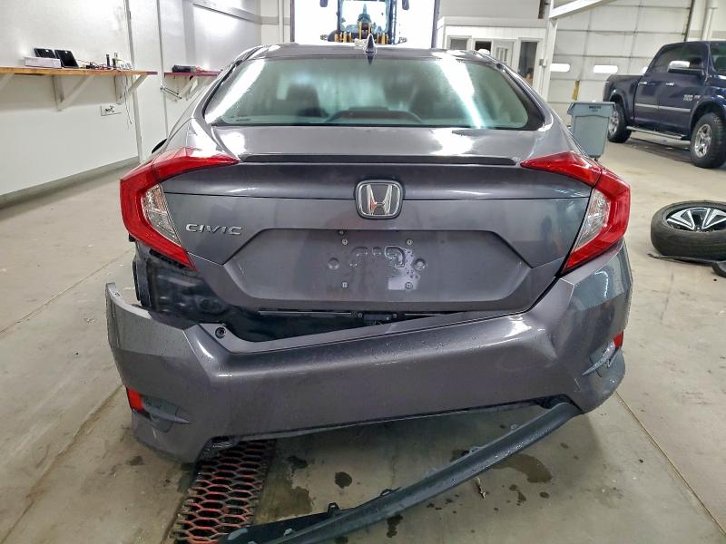 97756545 :رقم المزاد ، 2HGFC1F76JH640966 vin ، 2018 Honda Civic مزاد بيع