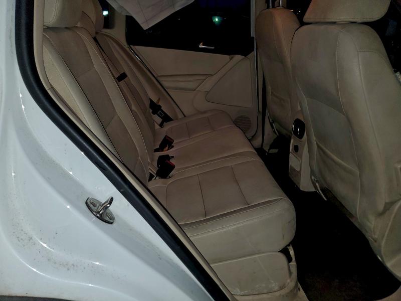 94711315 :رقم المزاد ، WVGAV7AX9HK022794 vin ، 2017 Volkswagen Tiguan مزاد بيع