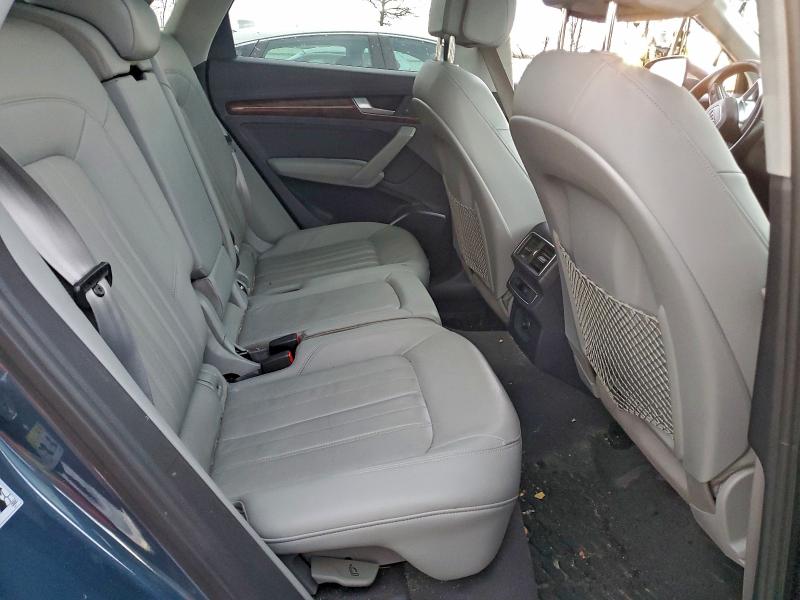 Продажа на аукционе авто 2018 Audi Q5, vin: WA1ANAFY3J2152735, номер лота: 97508395