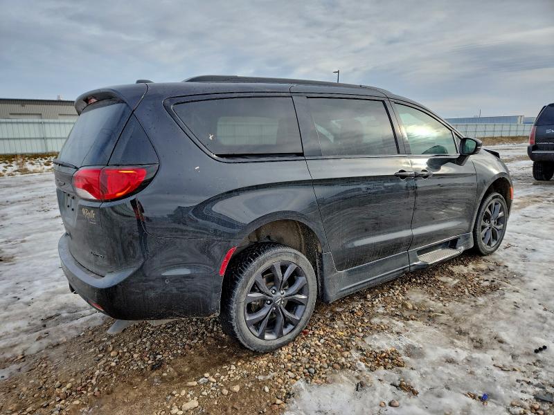 2020 Chrysler Pacifica მანქანა იყიდება აუქციონზე, vin: 2C4RC1GG8LR190244, აუქციონის ნომერი: 96307795