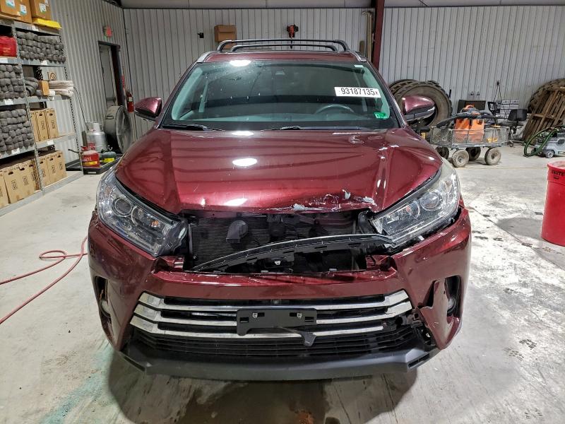 Продажа на аукционе авто 2018 Toyota Highlander, vin: 5TDDZRFH2JS843771, номер лота: 93187135