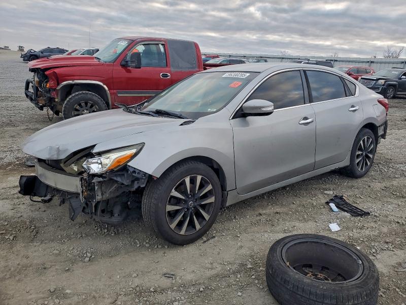 96200285 :رقم المزاد ، 1N4AL3APXJC248996 vin ، 2018 Nissan Altima مزاد بيع