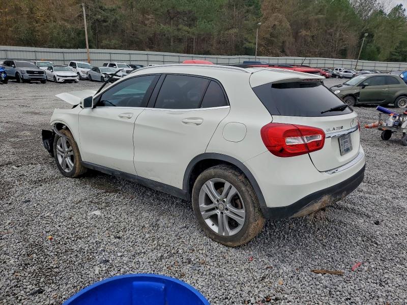 2017 Mercedes-benz Gla მანქანა იყიდება აუქციონზე, vin: WDCTG4GB2HJ286814, აუქციონის ნომერი: 94905685