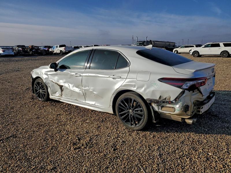 2021 Toyota Camry მანქანა იყიდება აუქციონზე, vin: 4T1K31AK2MU569481, აუქციონის ნომერი: 95541985
