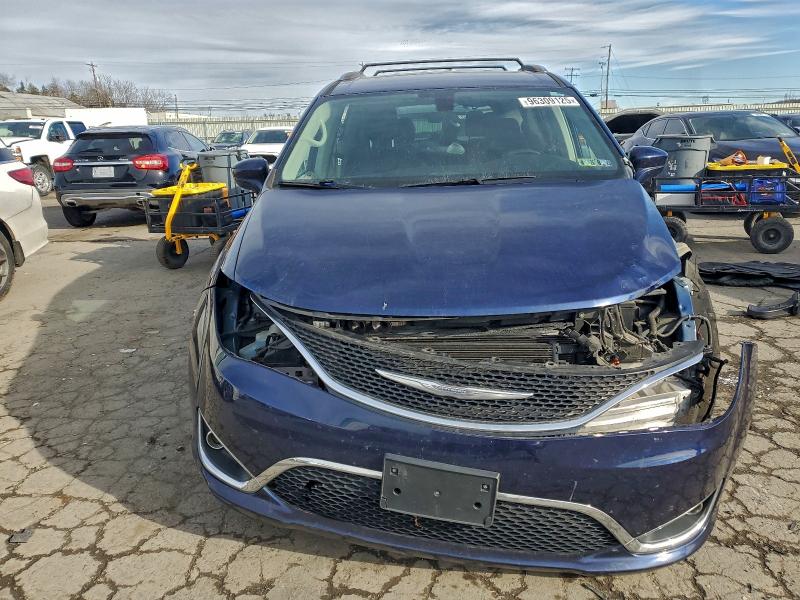 Продажа на аукционе авто 2017 Chrysler Pacifica, vin: 2C4RC1EGXHR653009, номер лота: 96309125