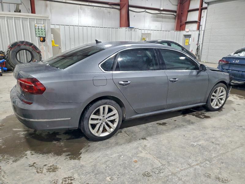96259065 :رقم المزاد ، 1VWBA7A31JC021878 vin ، 2018 Volkswagen Passat مزاد بيع