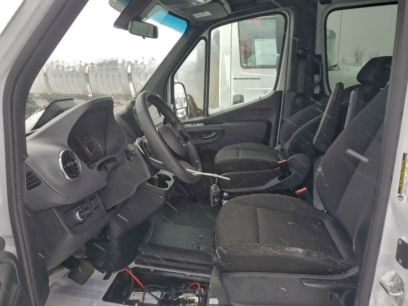 97650005 :رقم المزاد ، W1Z4KFHY8SP818568 vin ، 2025 Mercedes-benz Sprinter 2 مزاد بيع