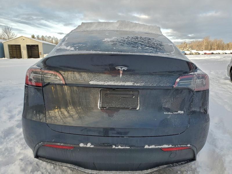 2025 Tesla Model Y მანქანა იყიდება აუქციონზე, vin: 7SAYGDEE7SF275673, აუქციონის ნომერი: 95616915
