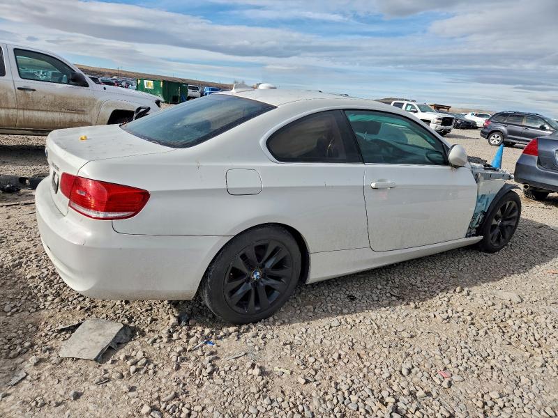 2012 Bmw 3 Series 320i Xdrive მანქანა იყიდება აუქციონზე, vin: WBAKE5C52CJ106539, აუქციონის ნომერი: 98018755
