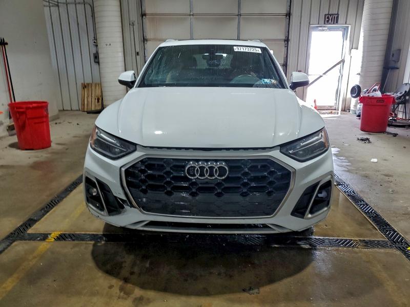 97173725 :رقم المزاد ، WA1EAAFY4N2019842 vin ، 2022 Audi Q5 مزاد بيع