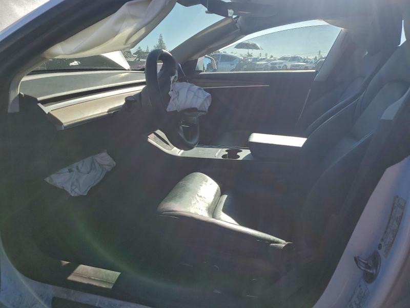 95170725 :رقم المزاد ، 5YJ3E1EA3NF115450 vin ، 2022 Tesla Model 3 مزاد بيع