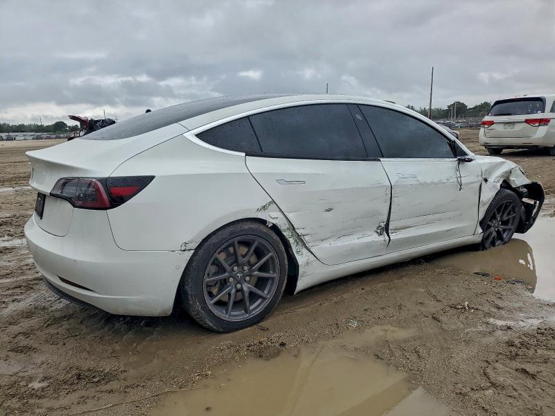 95888845 :رقم المزاد ، 5YJ3E1EA8LF597846 vin ، 2020 Tesla Model 3 مزاد بيع