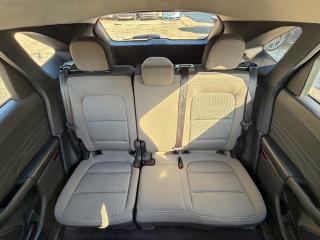 Продажа на аукционе авто 2022 Ford Escape S, vin: 1FMCU0F66NUB62157, номер лота: 98205035