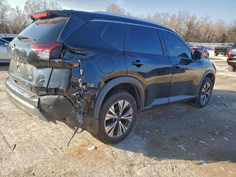 95855395 :رقم المزاد ، 5N1BT3BA3NC724466 vin ، 2022 Nissan Rogue مزاد بيع