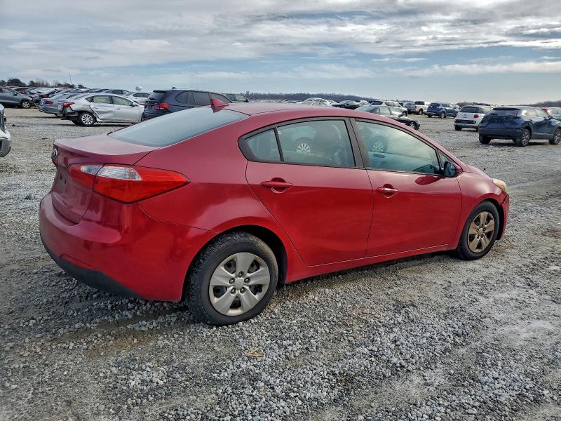 2016 Kia Forte მანქანა იყიდება აუქციონზე, vin: KNAFK4A6XG5563551, აუქციონის ნომერი: 94027655