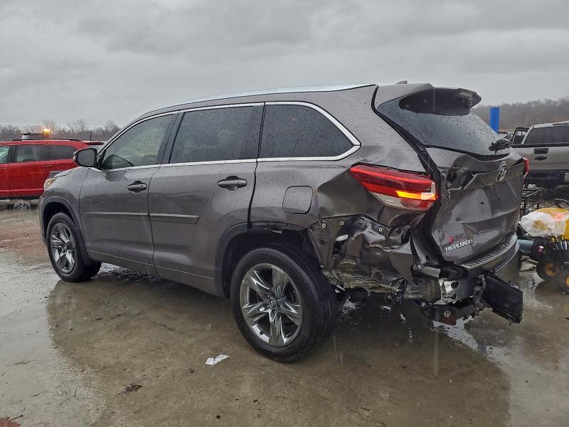 95660525 :رقم المزاد ، 5TDDZRFH3KS944920 vin ، 2019 Toyota Highlander مزاد بيع