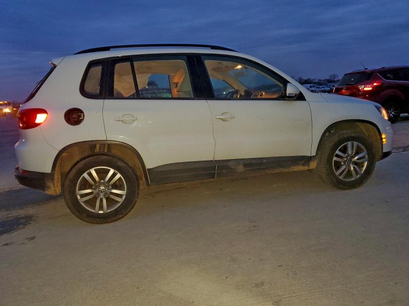 94711315 :رقم المزاد ، WVGAV7AX9HK022794 vin ، 2017 Volkswagen Tiguan مزاد بيع