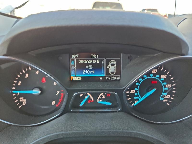 Продаж на аукціоні авто 2015 Ford Escape Se, vin: 1FMCU9GX4FUB55124, номер лоту: 99061595
