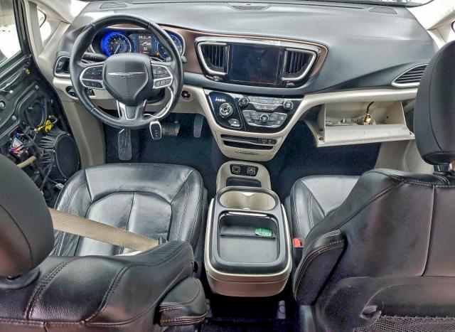 2017 Chrysler Pacifica T მანქანა იყიდება აუქციონზე, vin: 2C4RC1BG2HR820855, აუქციონის ნომერი: 97610605