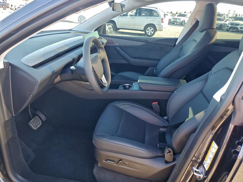 2026 Tesla Model Y მანქანა იყიდება აუქციონზე, vin: 7SAYGDEE2TF367761, აუქციონის ნომერი: 96608245