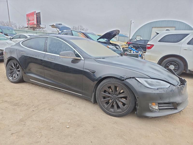 2017 Tesla Model S მანქანა იყიდება აუქციონზე, vin: 5YJSA1E14HF189679, აუქციონის ნომერი: 95687345