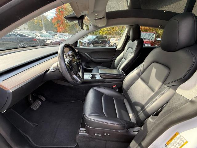98806185 :رقم المزاد ، 5YJYGDEE5MF295078 vin ، 2021 Tesla Model Y مزاد بيع