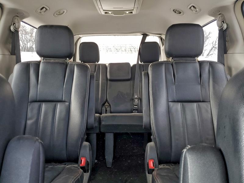 2015 Chrysler Town & Country მანქანა იყიდება აუქციონზე, vin: 2C4RC1BG2FR601780, აუქციონის ნომერი: 94054015
