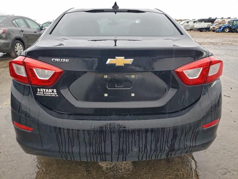 Продажа на аукционе авто 2018 Chevrolet Cruze, vin: 1G1BC5SM6J7232522, номер лота: 97957355