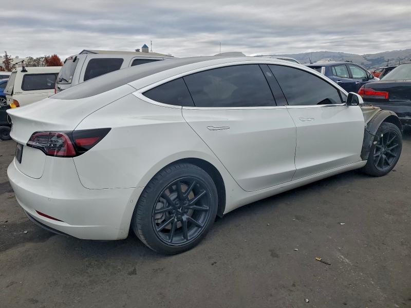 Продажа на аукционе авто 2020 Tesla Model 3, vin: 5YJ3E1EA1LF632839, номер лота: 97291235