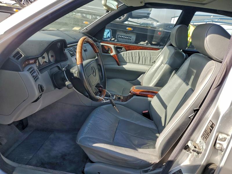 1997 Mercedes-benz E მანქანა იყიდება აუქციონზე, vin: WDBJF55F2VA437656, აუქციონის ნომერი: 97982915