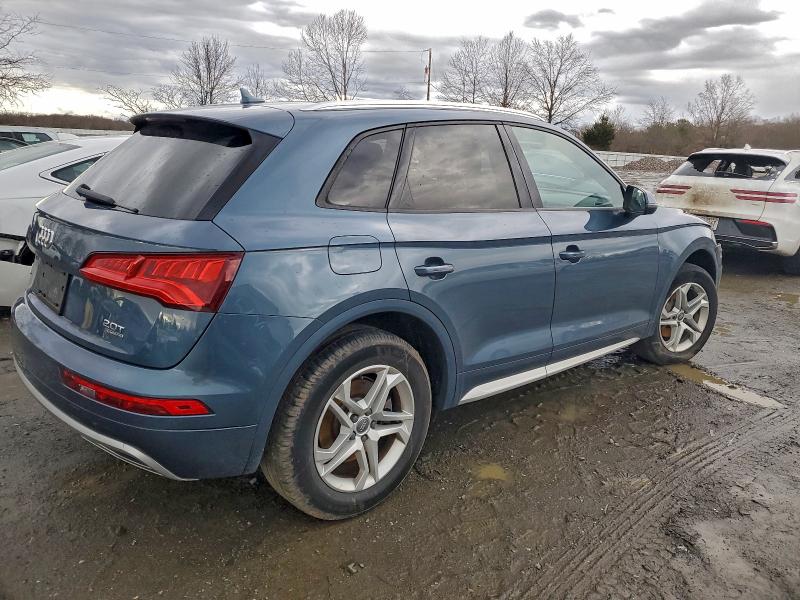 Продажа на аукционе авто 2018 Audi Q5, vin: WA1ANAFY3J2152735, номер лота: 97508395