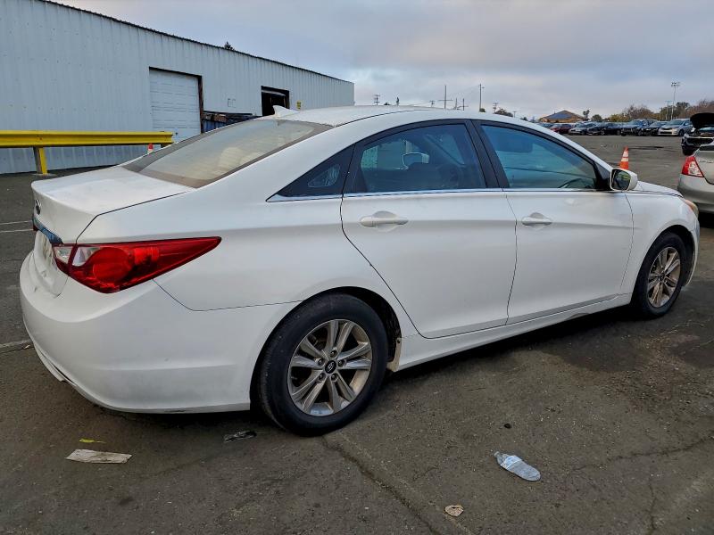 2013 Hyundai Sonata მანქანა იყიდება აუქციონზე, vin: 5NPEB4AC7DH696784, აუქციონის ნომერი: 96736245