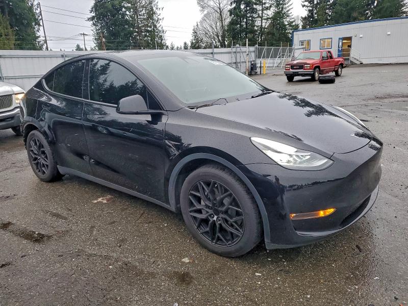 Продажа на аукционе авто 2022 Tesla Model Y, vin: 7SAYGDEE4NF368347, номер лота: 95792665