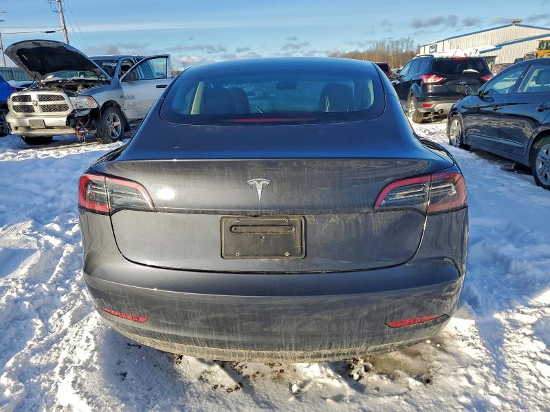 Продажа на аукционе авто 2023 Tesla Model 3, vin: 5YJ3E1EA5PF692323, номер лота: 95490865