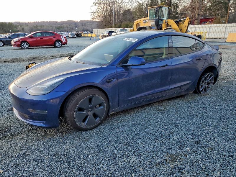 95962295 :رقم المزاد ، 5YJ3E1EB0NF106049 vin ، 2022 Tesla Model 3 مزاد بيع