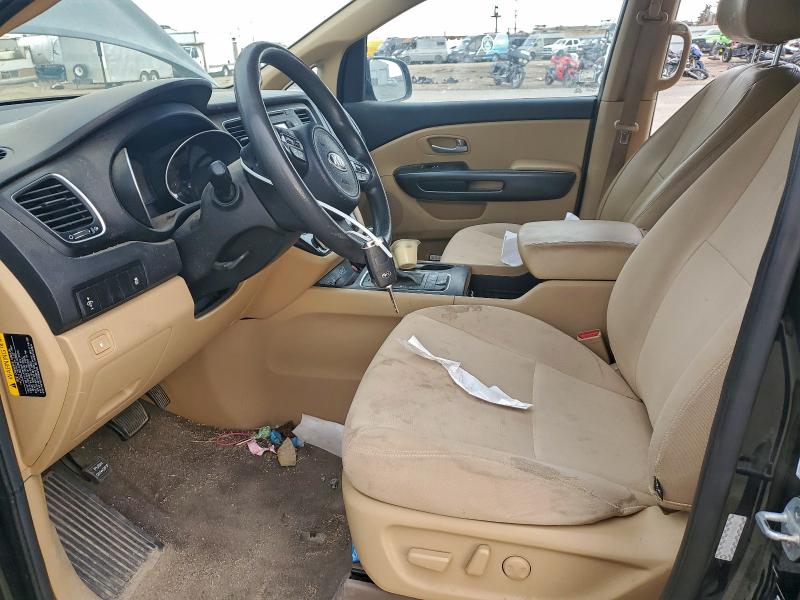 96123995 :رقم المزاد ، KNDMB5C11F6068200 vin ، 2015 Kia Sedona مزاد بيع