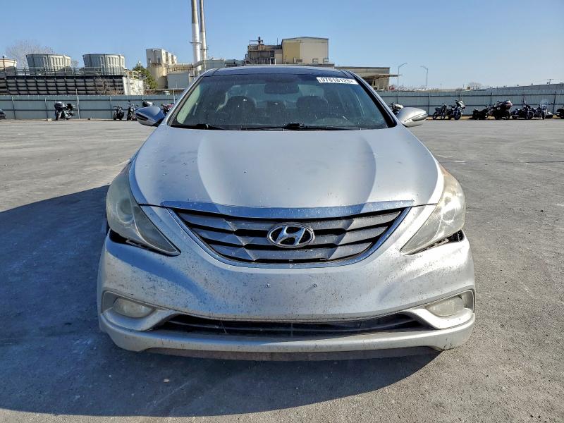 97618125 :رقم المزاد ، 5NPEC4AB7DH622818 vin ، 2013 Hyundai Sonata مزاد بيع