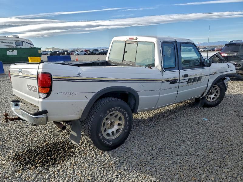 97389495 :رقم المزاد ، 4F4DR17X6TTM29640 vin ، 1996 Mazda B4000 مزاد بيع