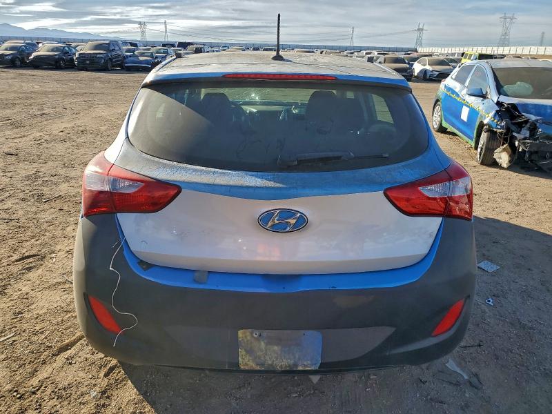 2016 Hyundai Elantra Gt მანქანა იყიდება აუქციონზე, vin: KMHD35LH0GU305410, აუქციონის ნომერი: 97379825