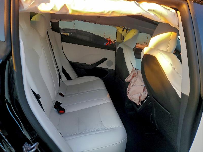 Продажа на аукционе авто 2026 Tesla Model 3, vin: 5YJ3E1EA6TF121627, номер лота: 95984315