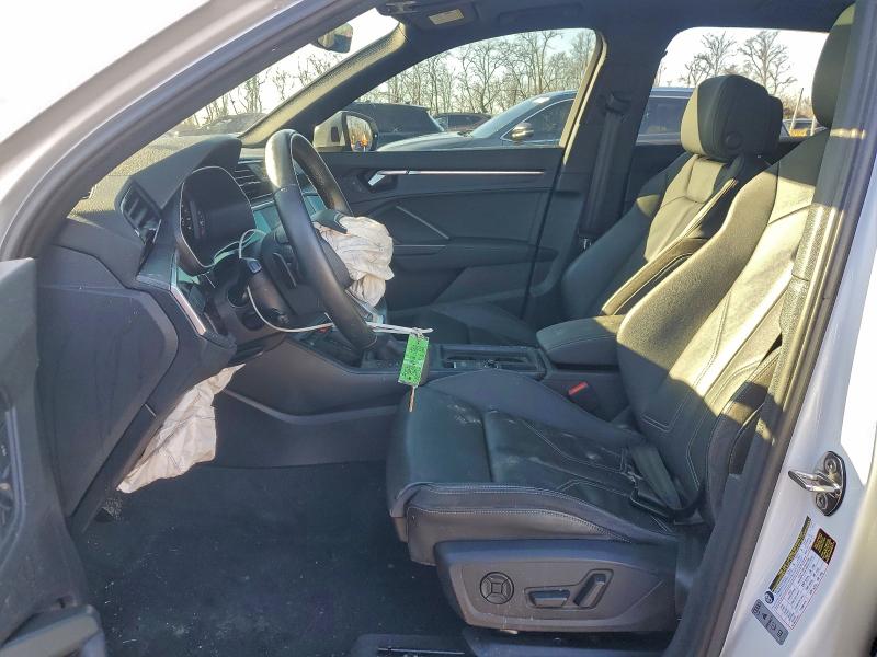 2022 Audi Q3 მანქანა იყიდება აუქციონზე, vin: WA1DECF34N1041622, აუქციონის ნომერი: 94555125