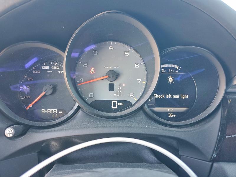 99104295 :رقم المزاد ، WP1AB2A55HLB10068 vin ، 2017 Porsche Macan مزاد بيع