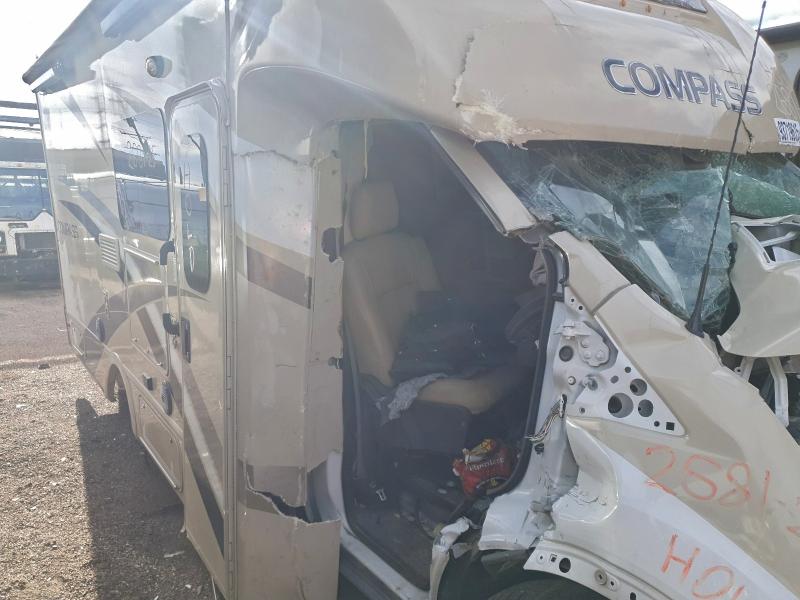 2017 Thormcoach Compass მანქანა იყიდება აუქციონზე, vin: 1FDWS8PV8HKA37815, აუქციონის ნომერი: 93719615