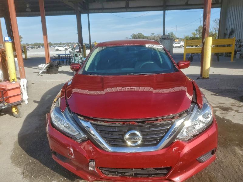 Продаж на аукціоні авто 2018 Nissan Altima, vin: 1N4AL3AP2JC105279, номер лоту: 95837575