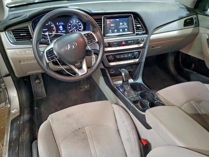 2019 Hyundai Sonata მანქანა იყიდება აუქციონზე, vin: 5NPE24AF2KH731092, აუქციონის ნომერი: 96303565