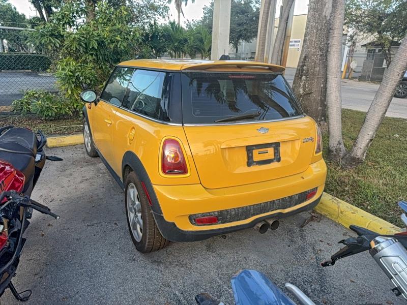 95758665 :رقم المزاد ، WMWMF73537TT86015 vin ، 2007 Mini Cooper S مزاد بيع